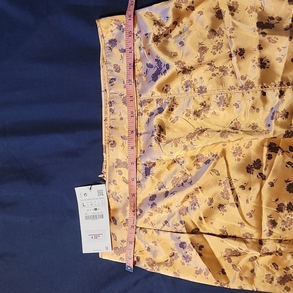 𝅺ZARA Skirt Large 😍 - Picture 8 of 13